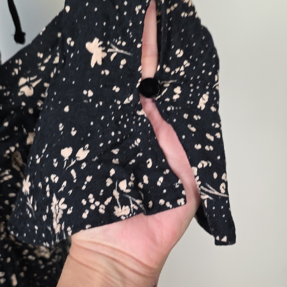 Free People โ Floral Boho Dress with Flared Sleeves (Size S) - Picture 5 of 13